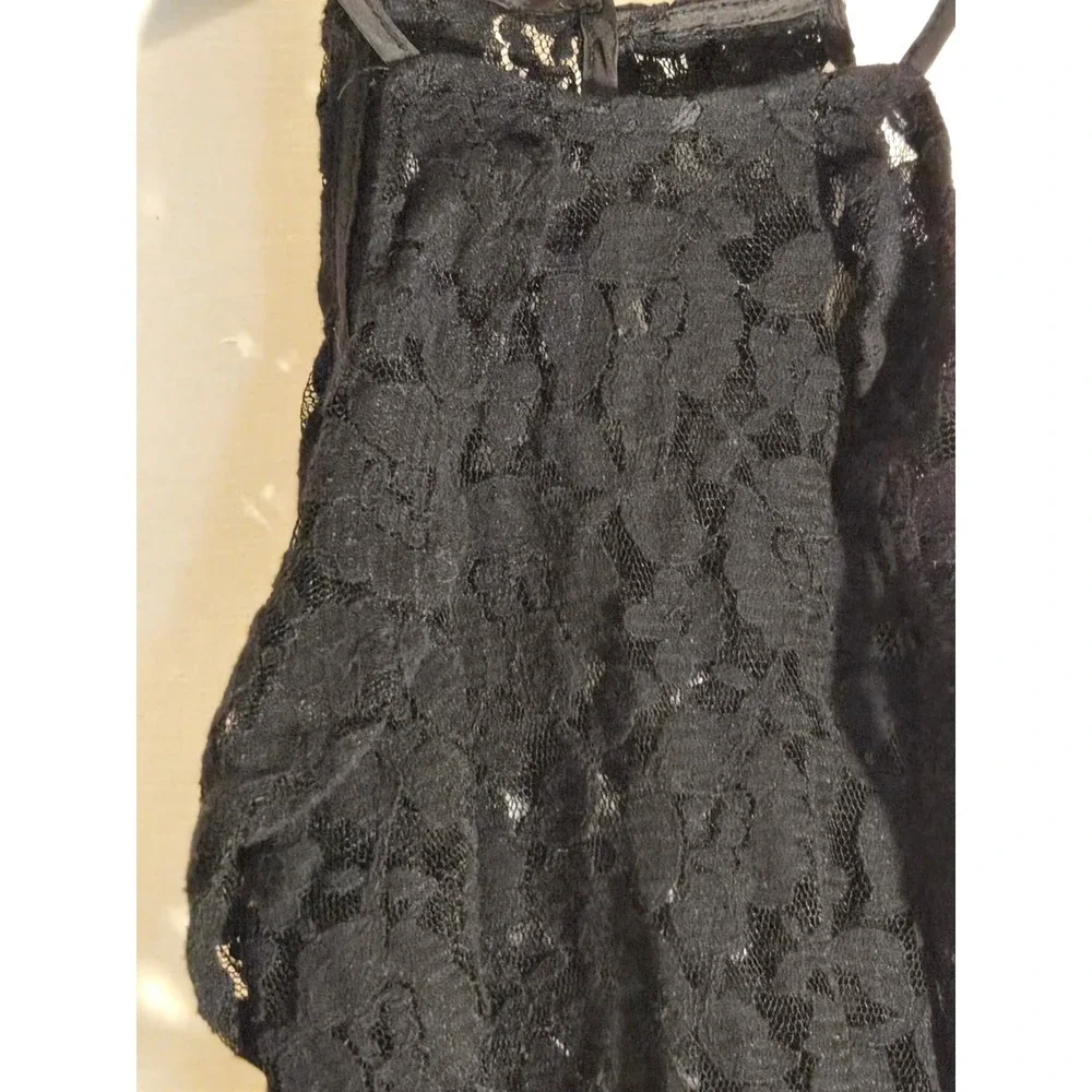 HM Coachella Official Collection Black Lace Halter Top High Neck Floral Size 2 - Picture 2 of 5